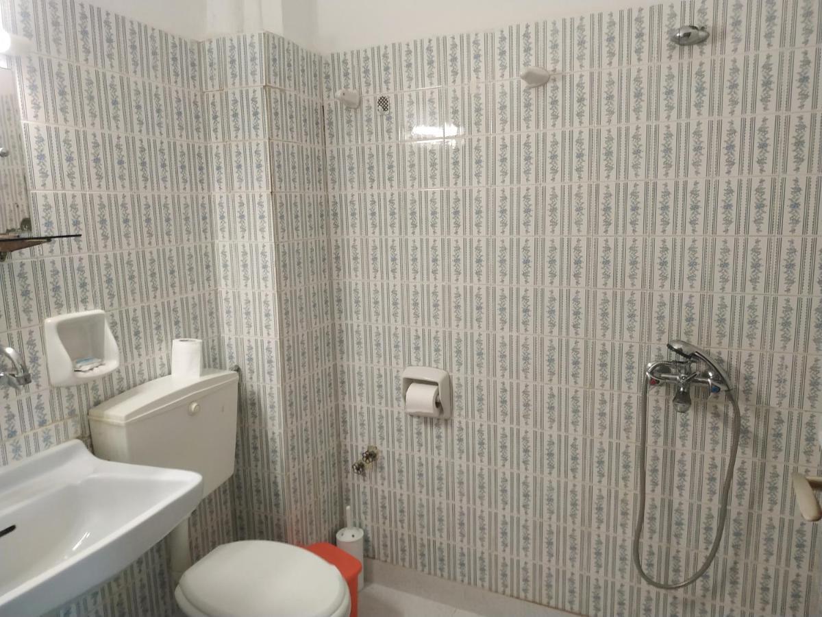 Poulea Rooms Каламата Экстерьер фото