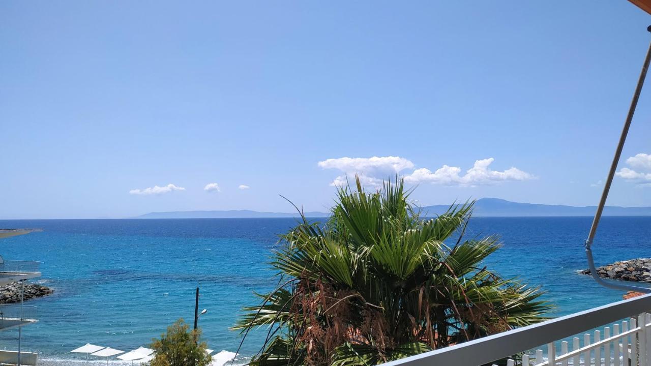 Poulea Rooms Каламата Экстерьер фото
